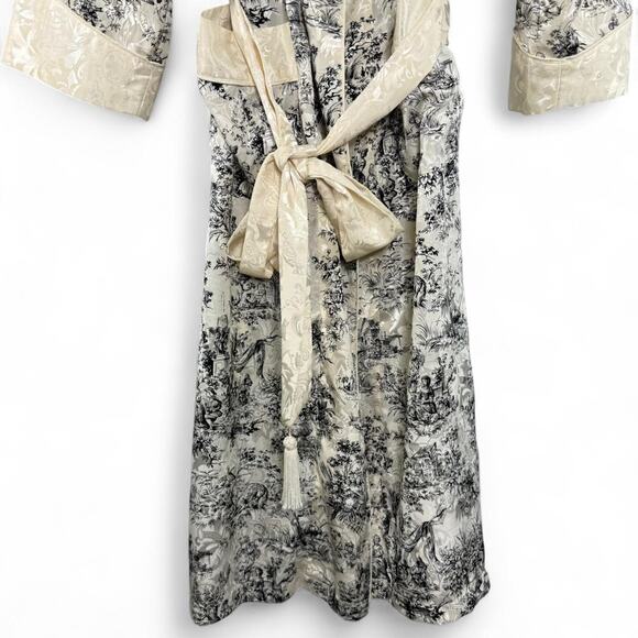 Vintage Victoria’s Secret Toile Satin Robe Gold Label‎ Size P / S Regency Glam - Picture 4 of 8